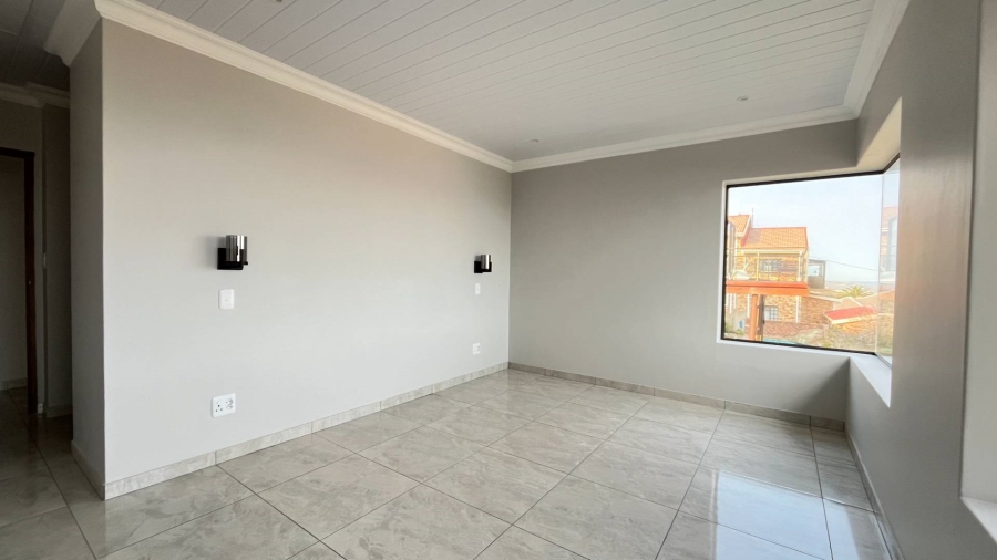 4 Bedroom Property for Sale in Dana Bay Western Cape